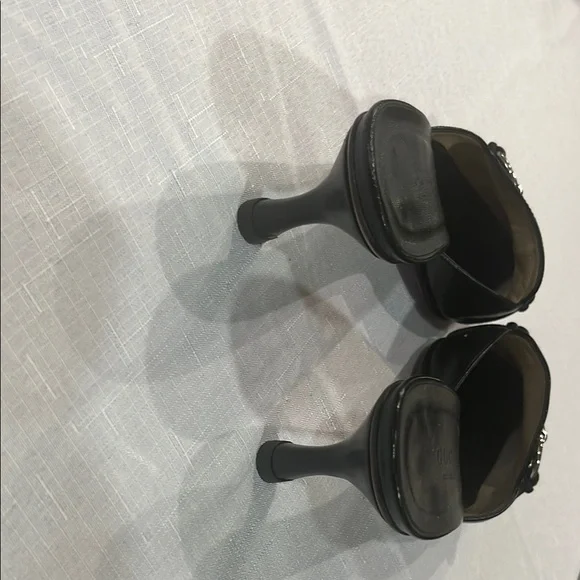 Gucci Black Leather Horsebit Mules - Picture 7 of 8